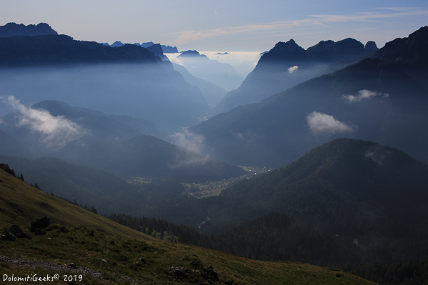 Les nuages de fond de val