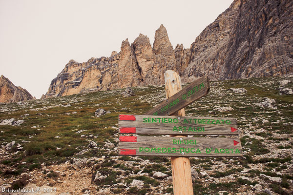 Les panneaux à suivre