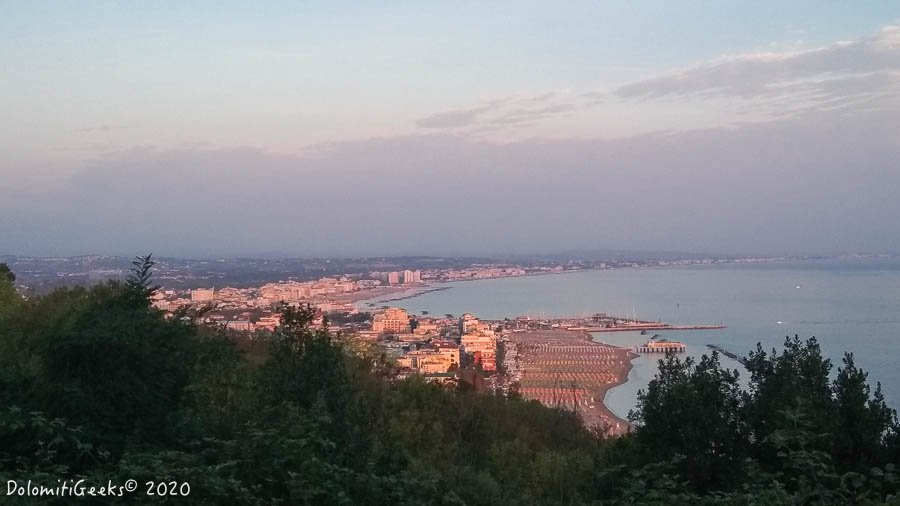 Vue sur Cattolica depuis le monte Gabicce