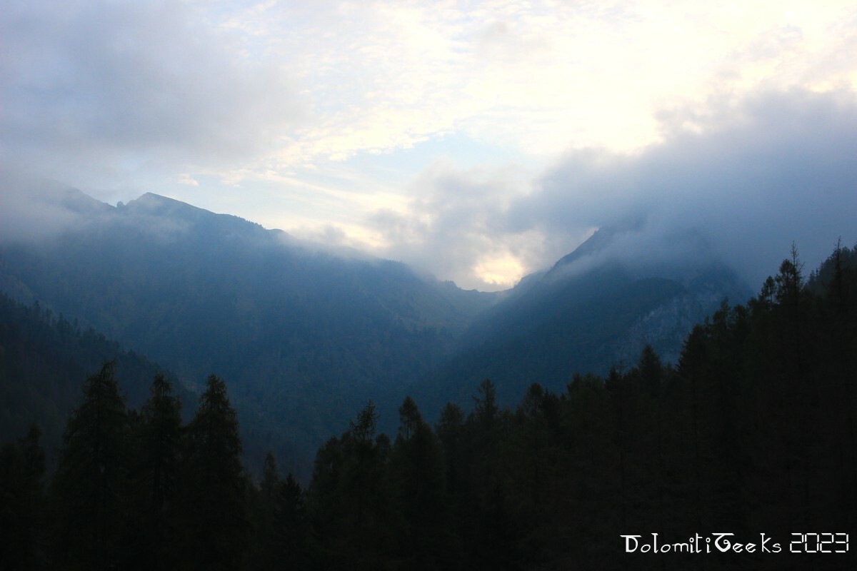 Temps gris au fond du val