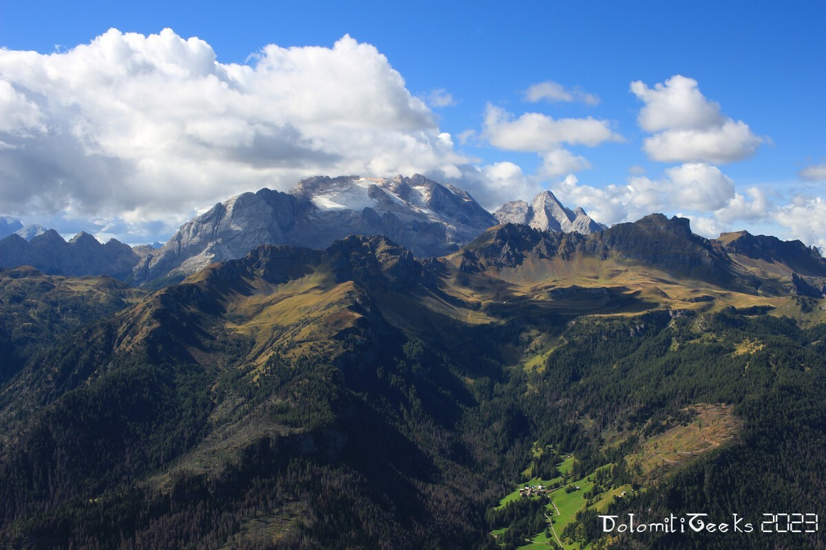 Tranchée et vue sur Sella