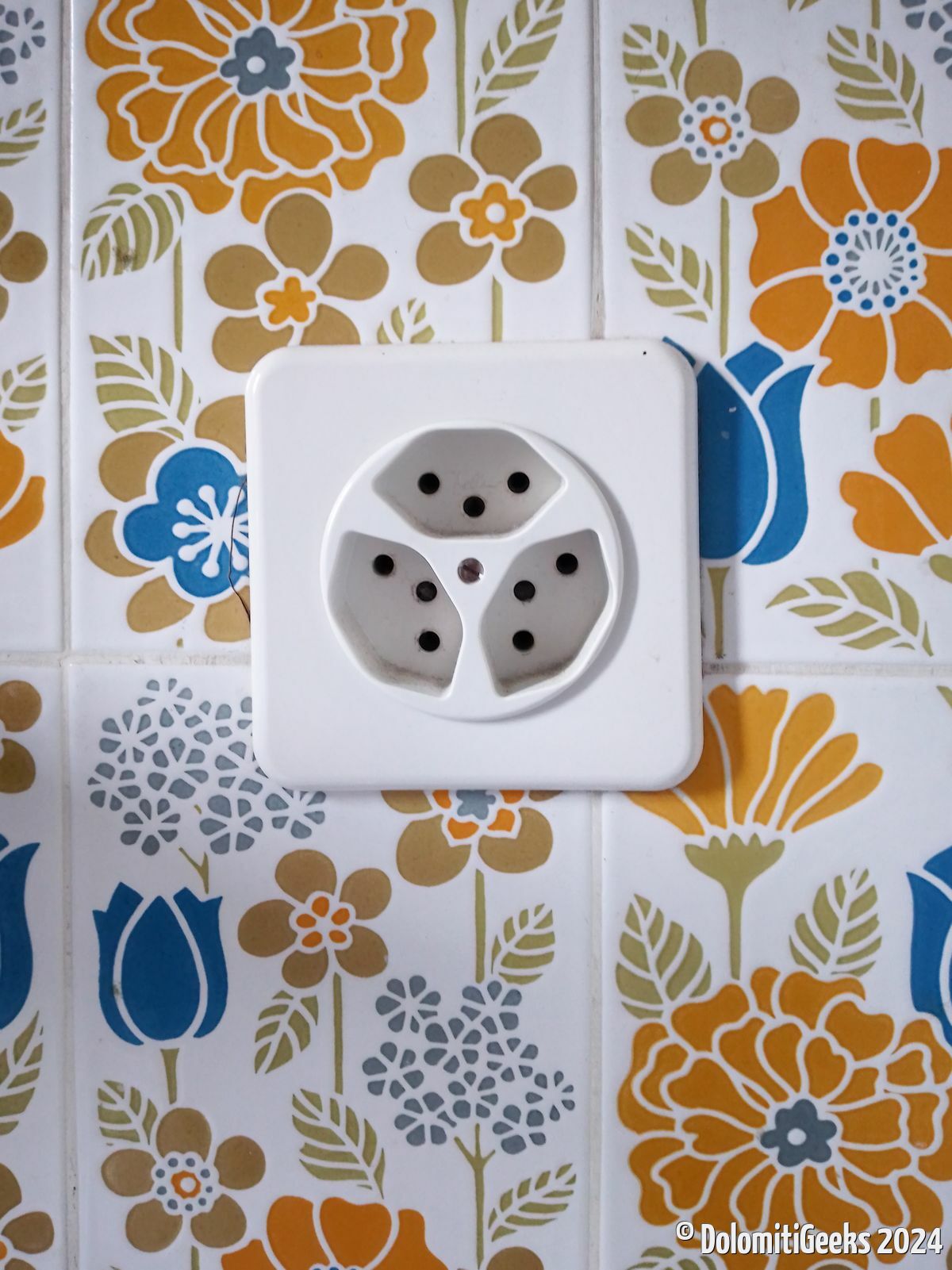 Carrelage et prises en Suisse